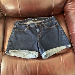 Jean shorts cuffed